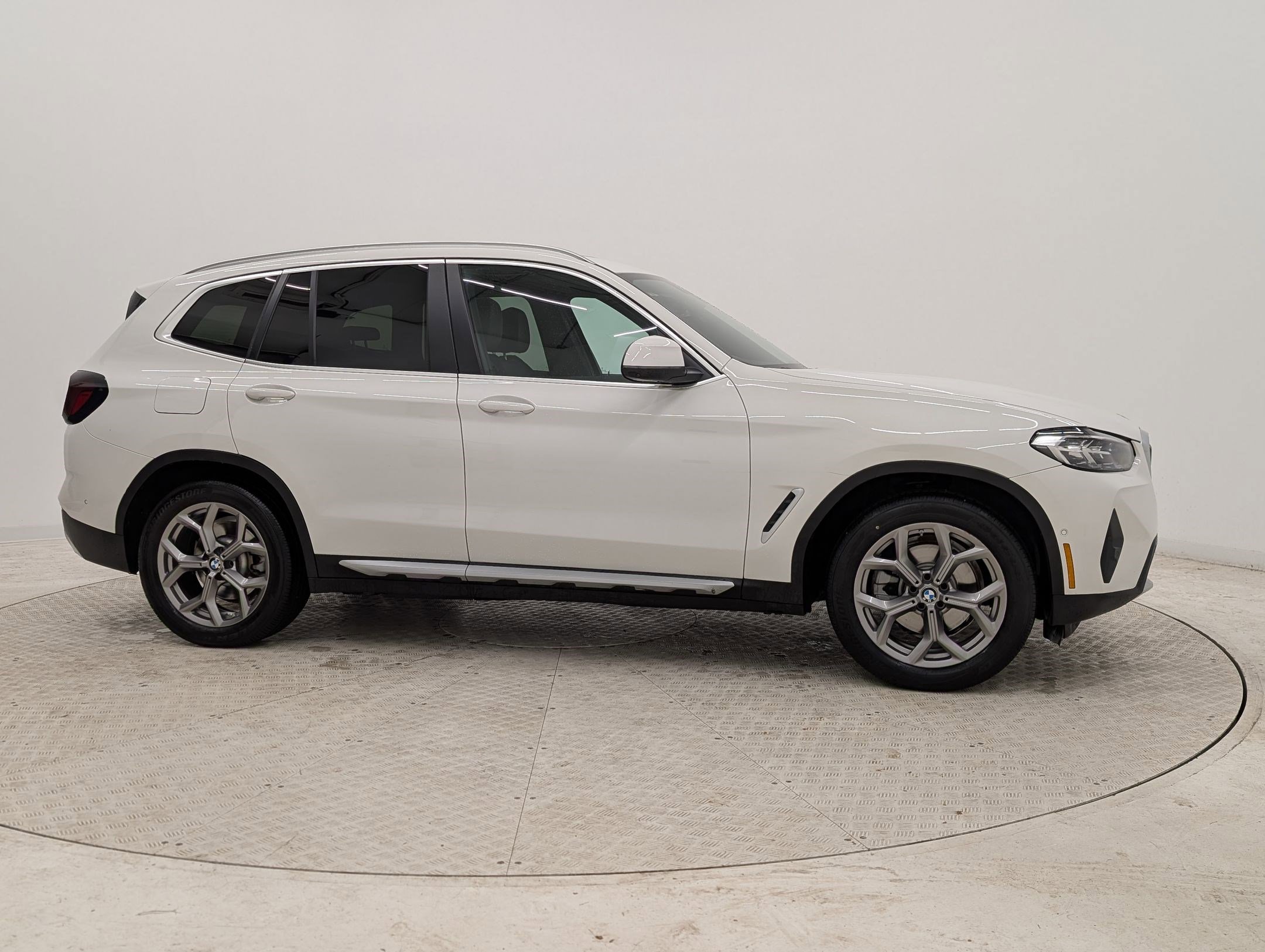 Certified 2023 BMW X3 sDrive30i w/ Premium Package image 8
