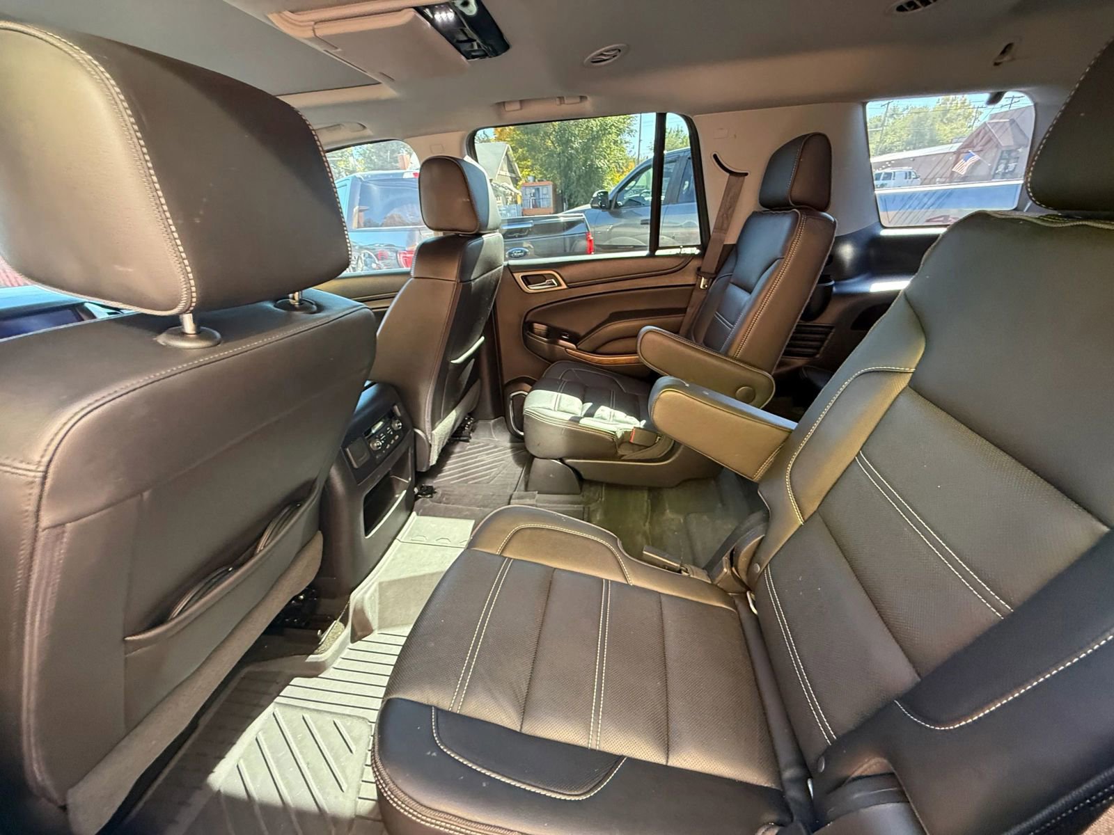Used 2018 GMC Yukon Denali w/ Denali Ultimate Package image 13