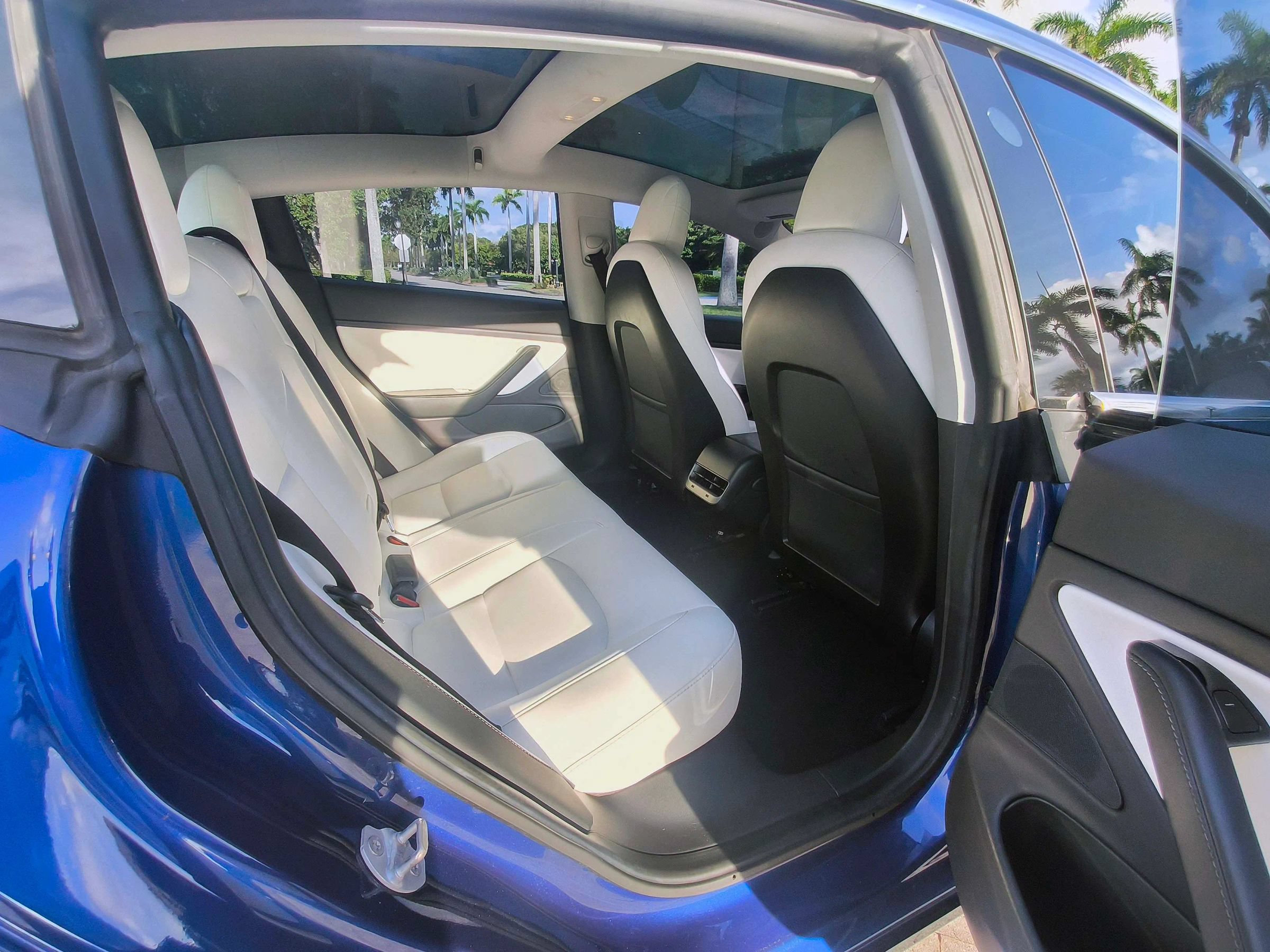 Used 2019 Tesla Model 3 RWD image 17