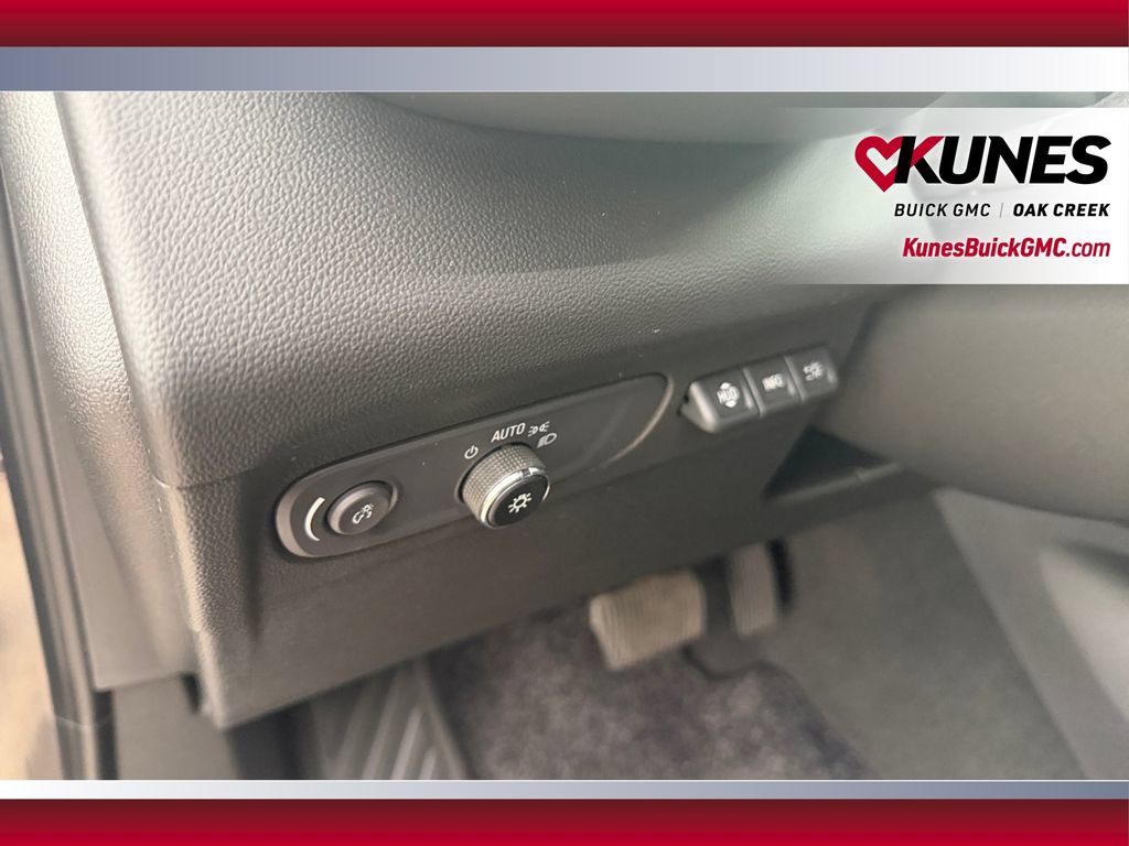 Used 2023 Buick Envision Avenir AWD/4WD image 19