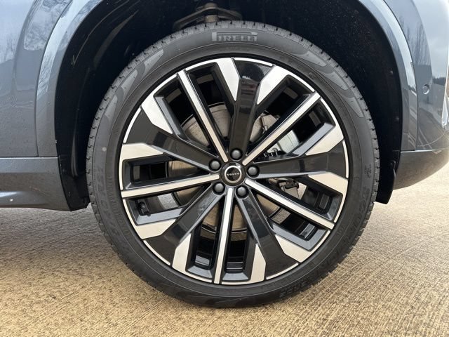 New 2026 Volvo XC90 B6 Plus AWD/4WD image 9