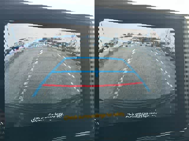 Used 2025 Toyota Corolla LE image 12