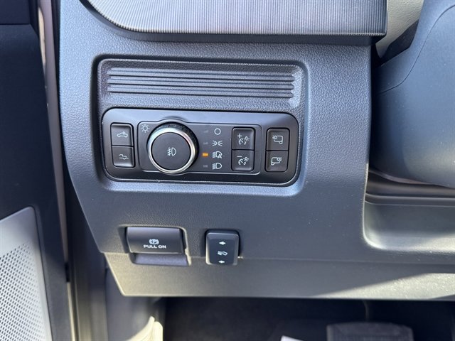 New 2026 Ford F350 Platinum image 10