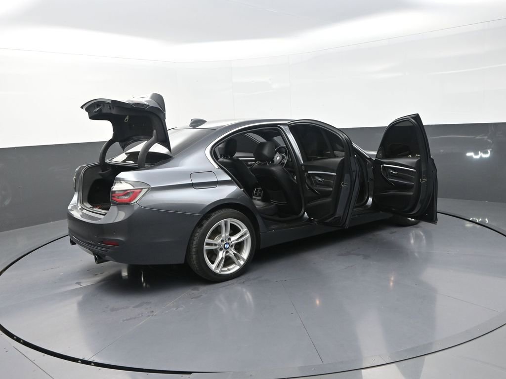 Used 2018 BMW 340i xDrive Sedan AWD/4WD image 37