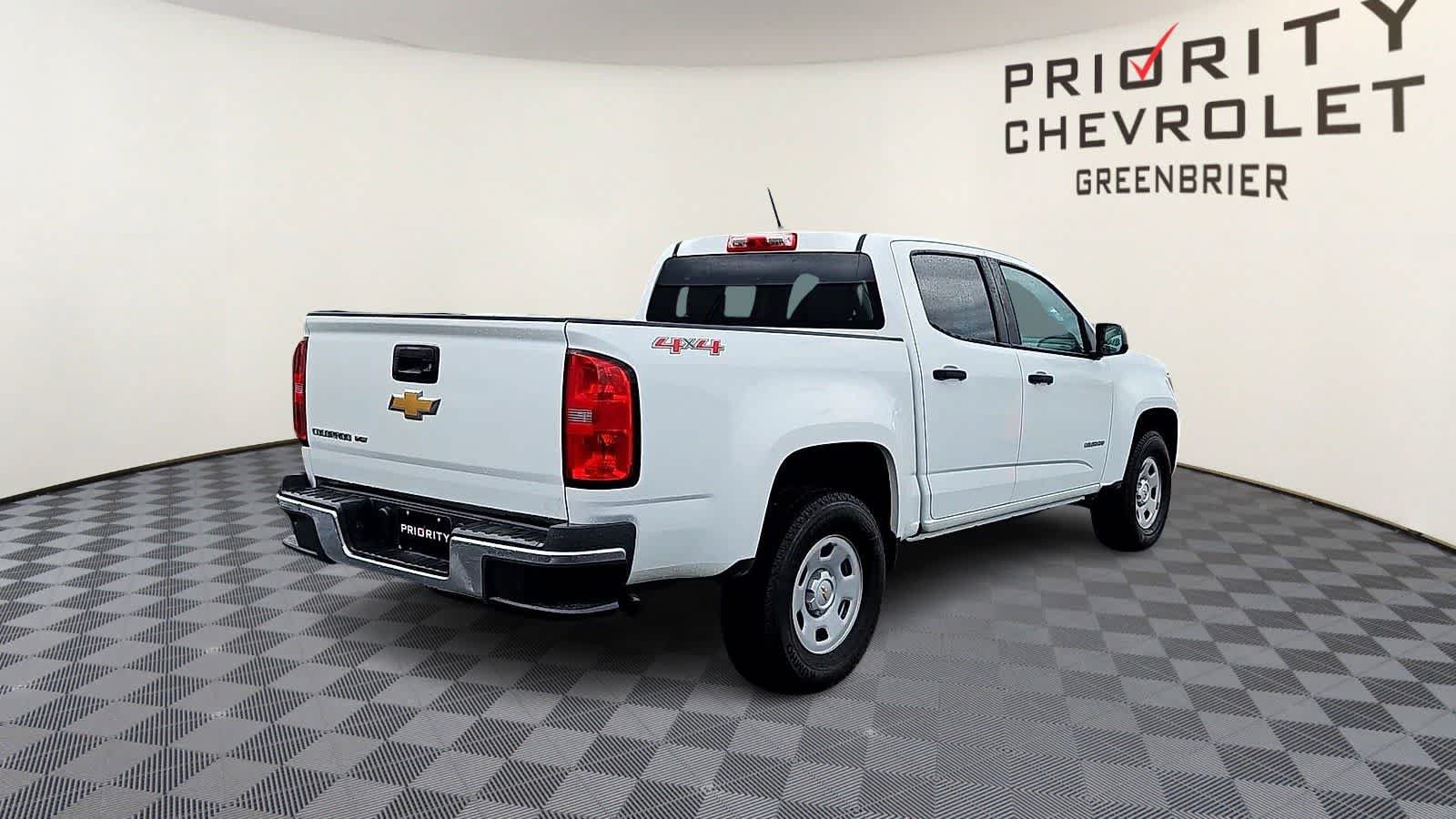 Used 2017 Chevrolet Colorado W/T w/ WT Convenience Package AWD/4WD image 8