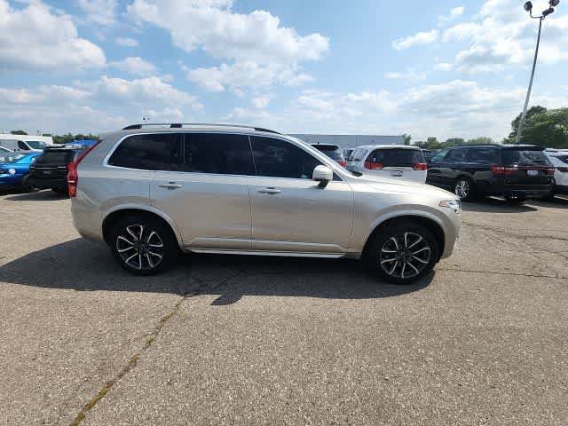 Used 2017 Volvo XC90 T6 Momentum w/ Vision Package AWD/4WD image 11