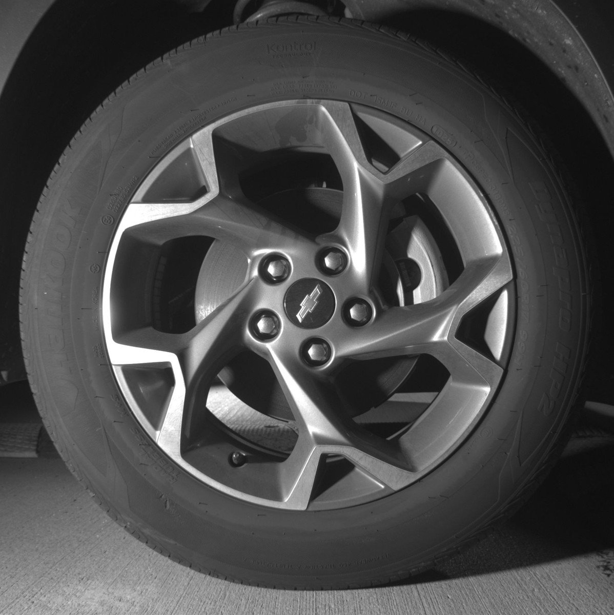 Used 2025 Chevrolet Trax LT w/ LT Convenience Package image 13