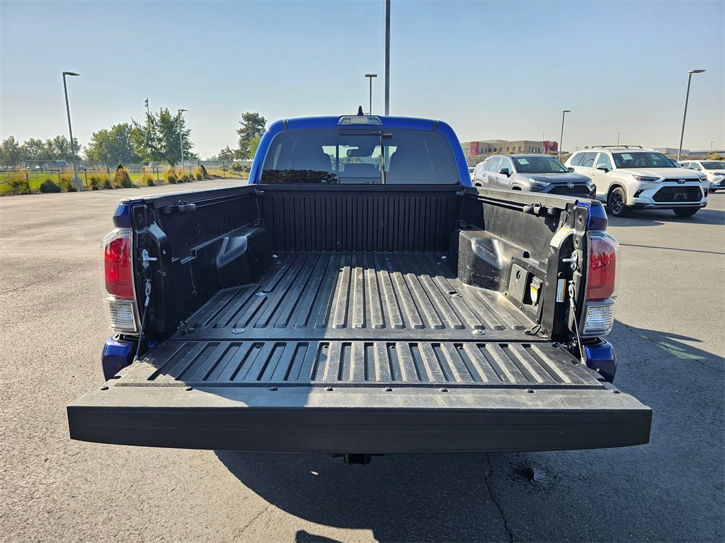 Used 2023 Toyota Tacoma TRD Off-Road image 14