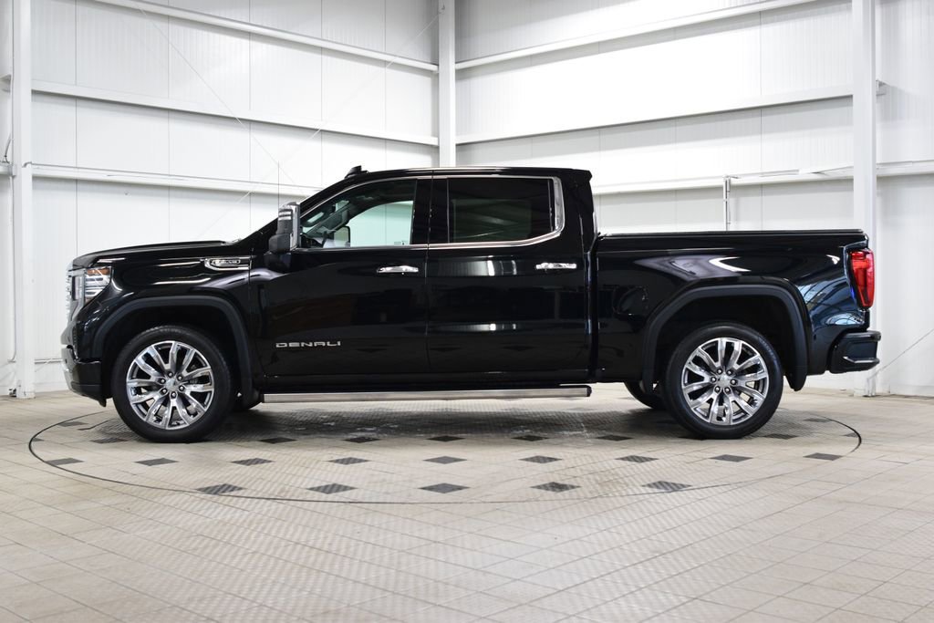 Used 2024 GMC Sierra 1500 Denali w/ Denali Reserve Package AWD/4WD image 4