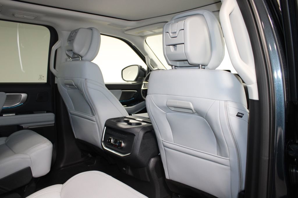 New 2026 Ford Expedition Max Platinum AWD/4WD image 33