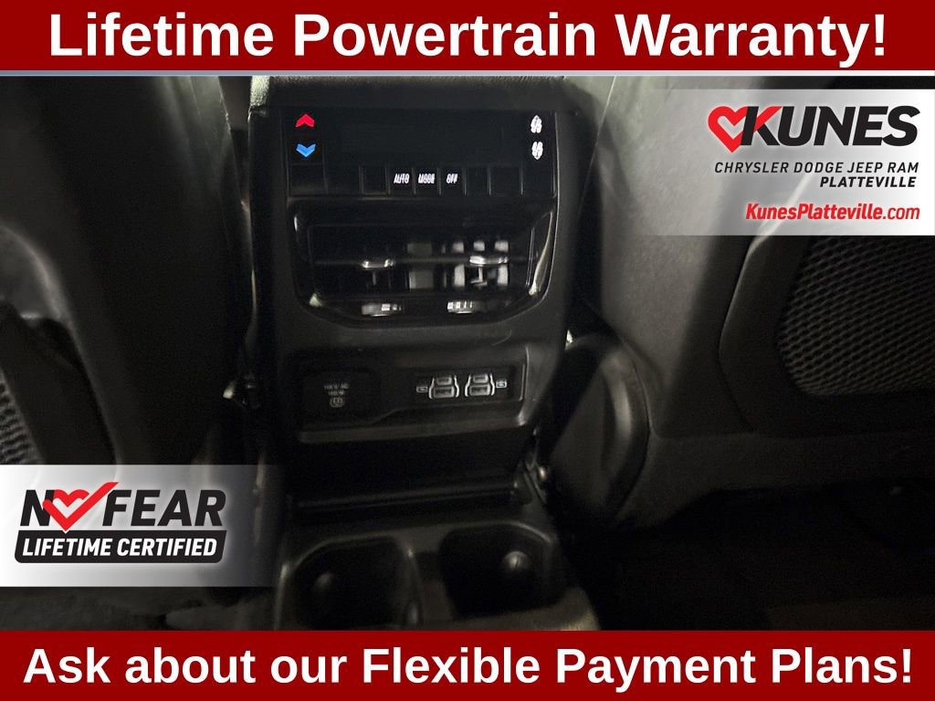 Used 2023 Jeep Grand Cherokee L Laredo image 20