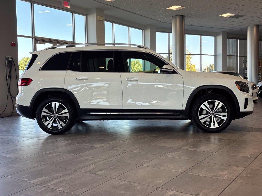 Certified 2026 Mercedes-Benz GLB 250 4MATIC image 2