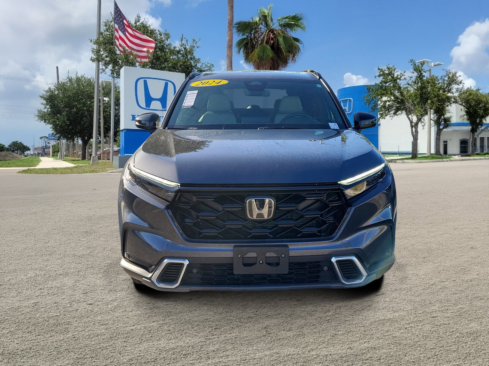 Used 2024 Honda CR-V Sport Touring image 2