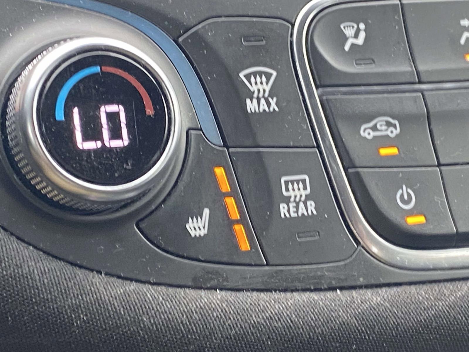 Used 2023 Chevrolet Malibu LT image 20