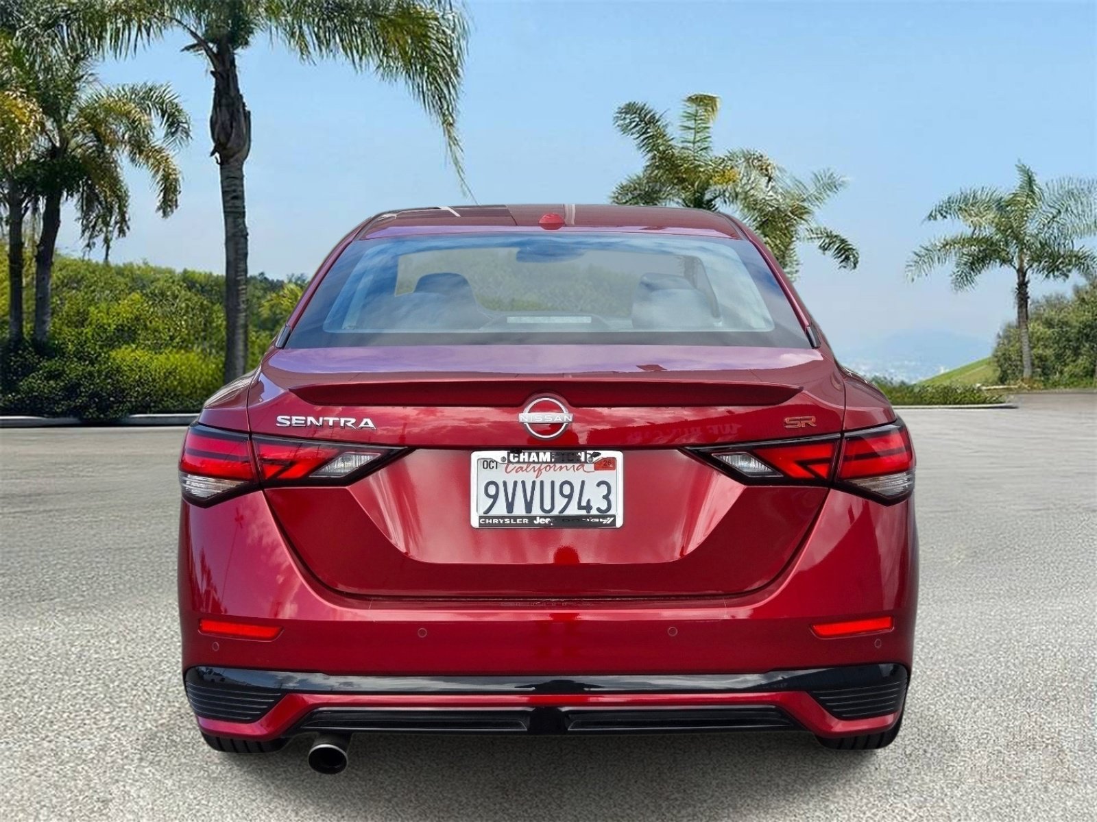 Used 2025 Nissan Sentra SR FWD image 5