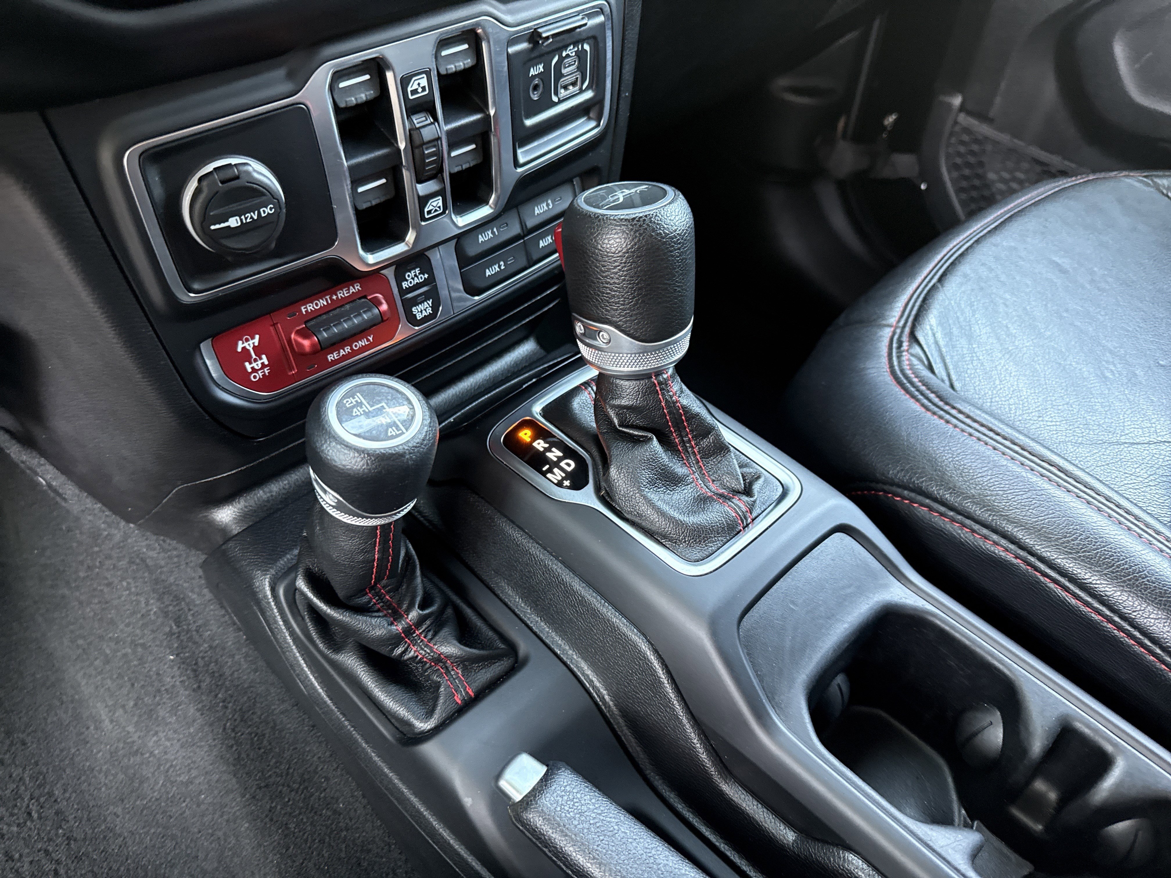 Used 2020 Jeep Gladiator Rubicon AWD/4WD image 30