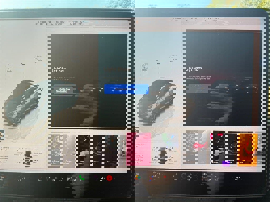 Used 2023 Tesla Model 3 Standard Range image 30