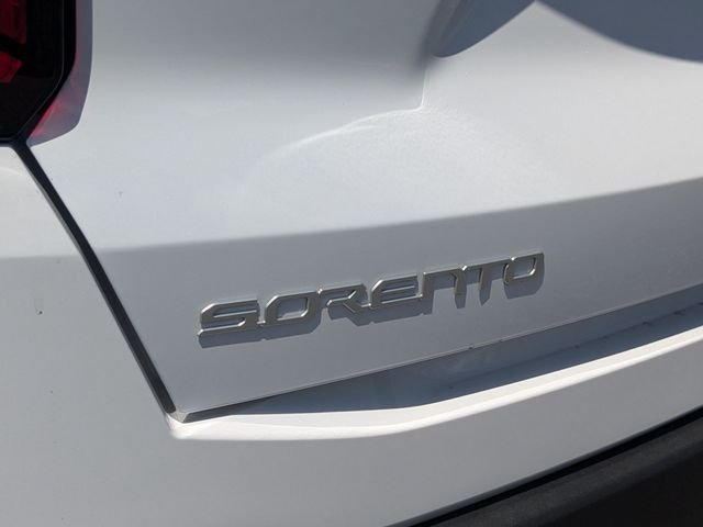 New 2026 Kia Sorento LX FWD image 13