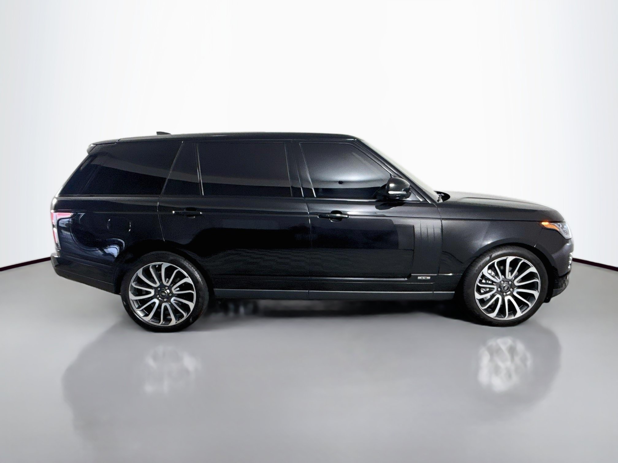 Used 2020 Land Rover Range Rover Long Wheelbase HSE AWD/4WD image 11