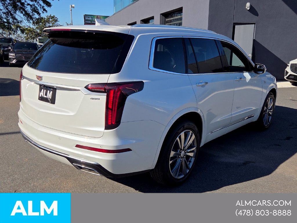 Used 2022 Cadillac XT6 Premium Luxury FWD image 16