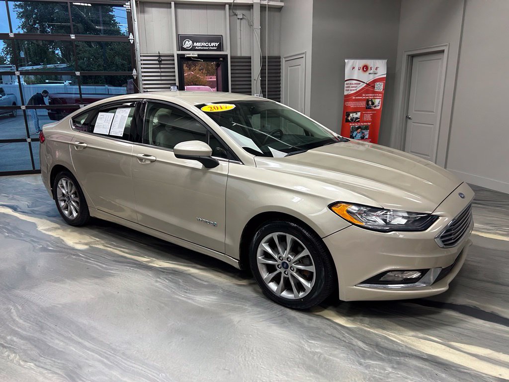 Used 2017 Ford Fusion SE FWD image 22