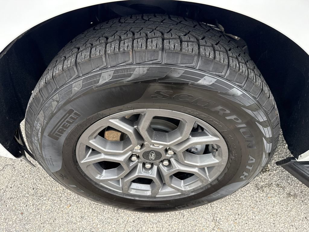 Used 2025 Ford Expedition Active RWD image 12