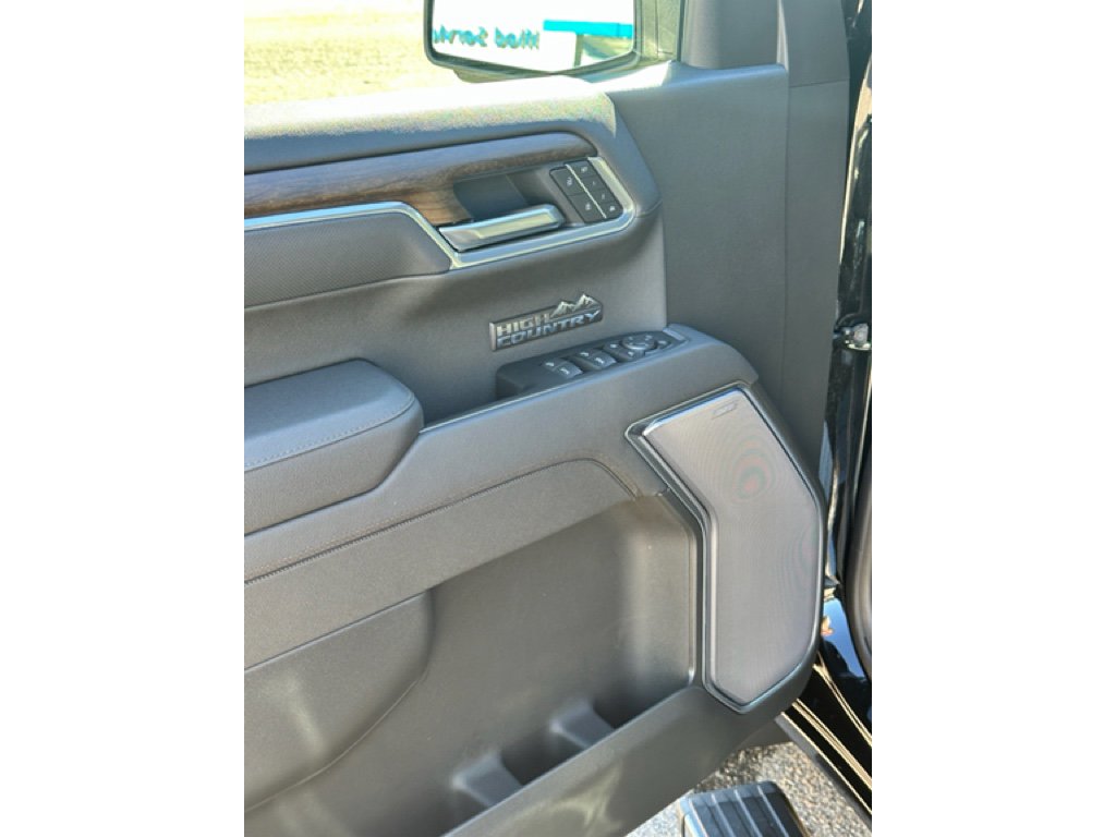 New 2026 Chevrolet Silverado 1500 High Country image 8
