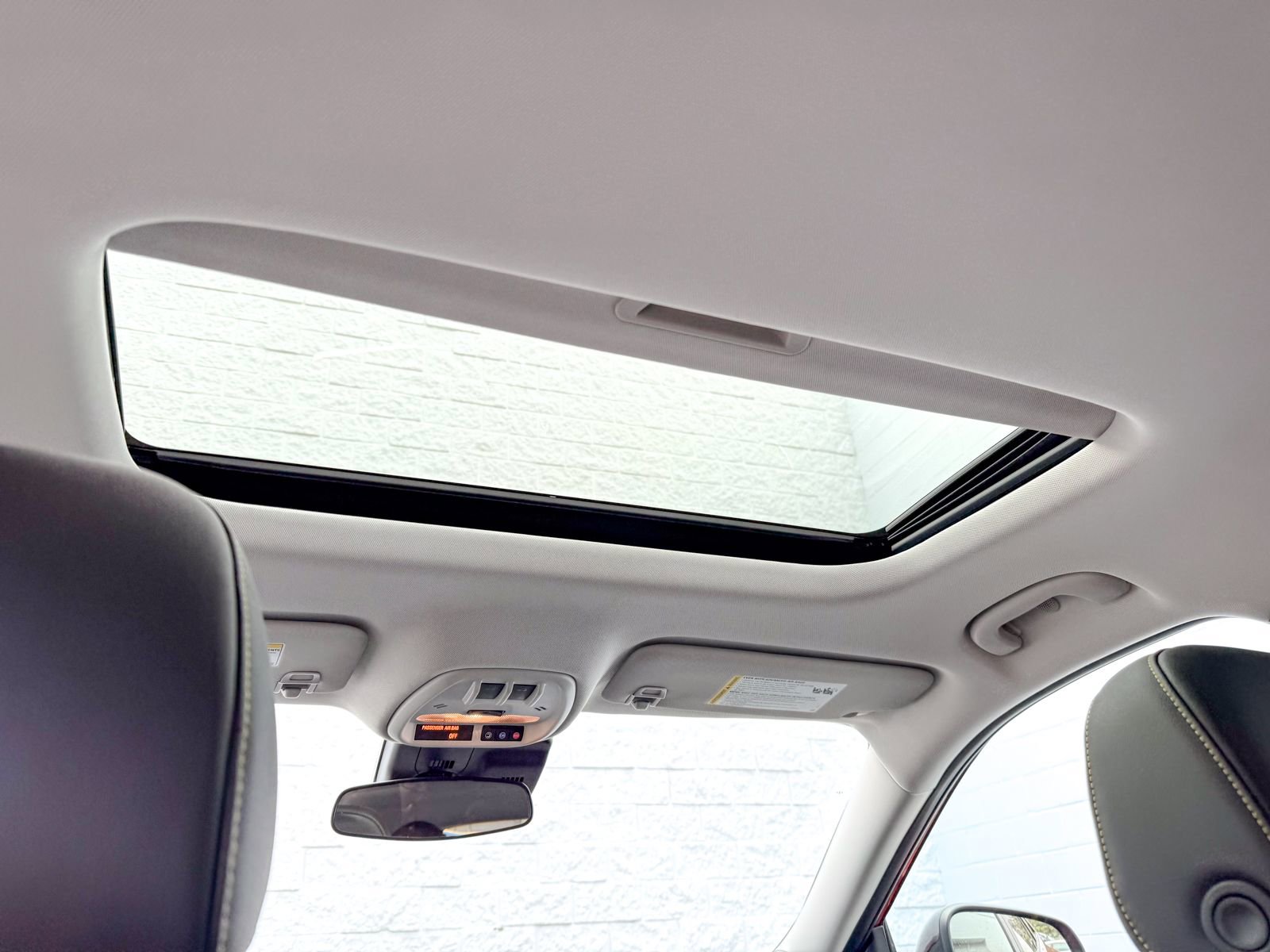 Certified 2024 Chevrolet Trax ACTIV w/ Sunroof Package image 37