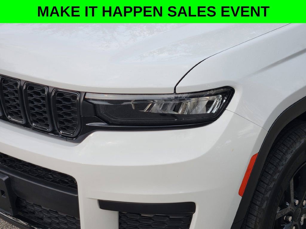 Used 2024 Jeep Grand Cherokee L Laredo AWD/4WD image 6