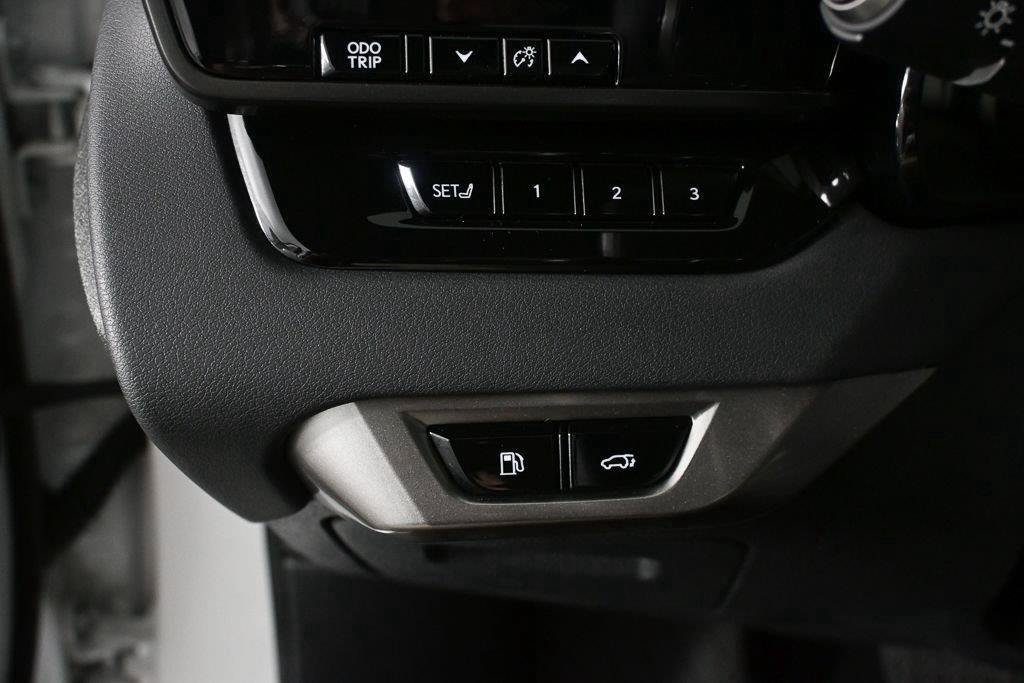 Used 2023 Lexus RX 350 FWD w/ Accessory Package image 9