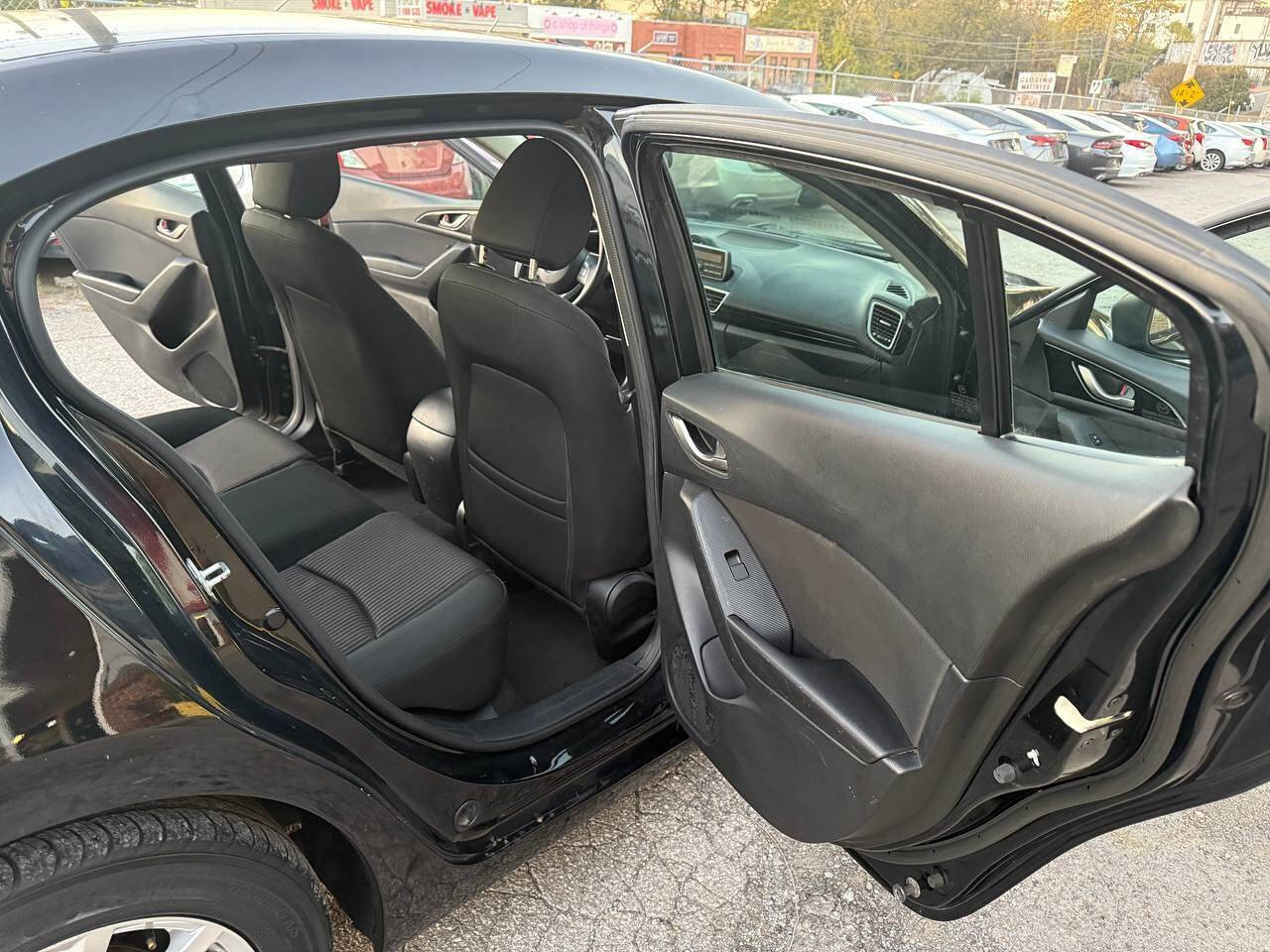 Used 2014 MAZDA MAZDA3 i Touring image 13