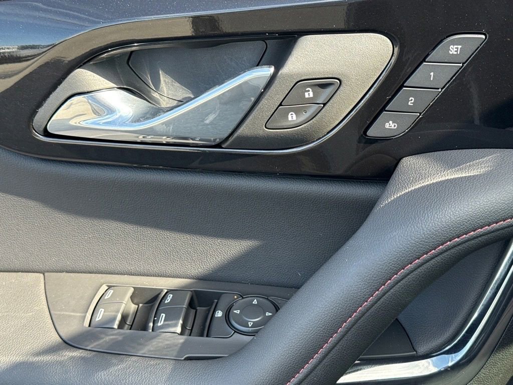 New 2025 Chevrolet Blazer RS w/ Driver Confidence II Package image 24