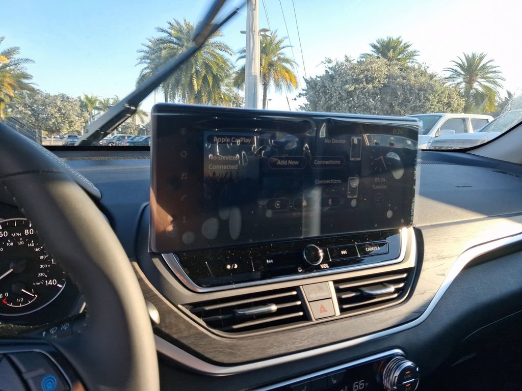 Used 2025 Nissan Altima 2.5 SV w/ SV Premium Package FWD image 21
