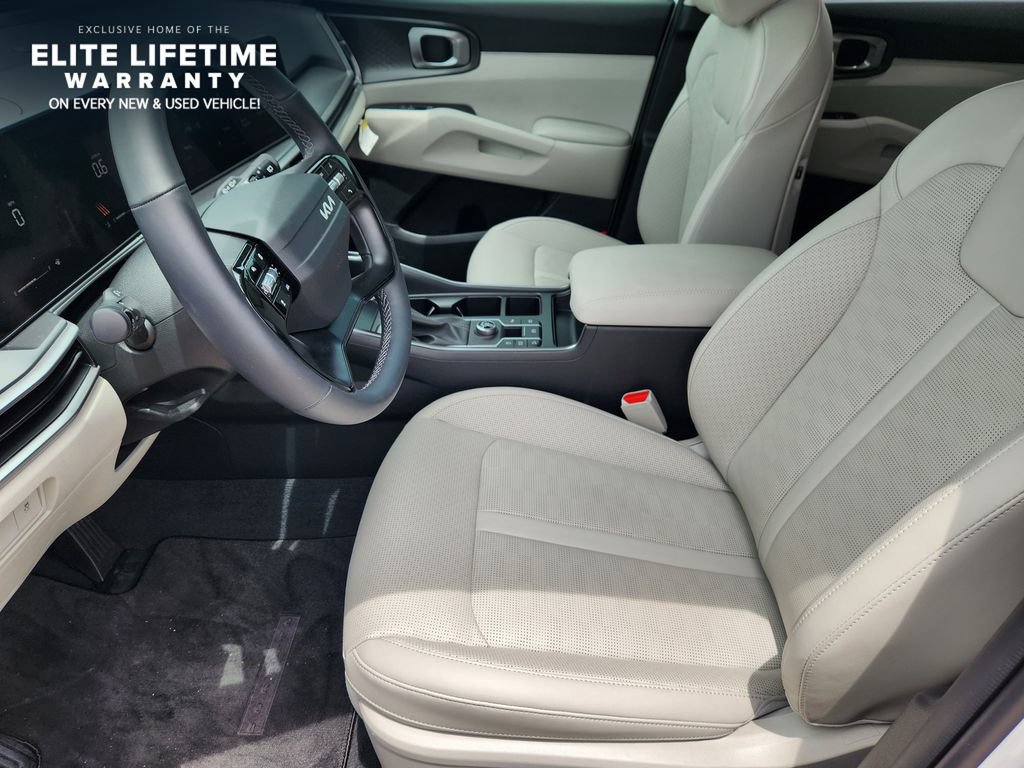 Certified 2026 Kia Sorento S w/ S Panoramic Sunroof Package FWD image 10
