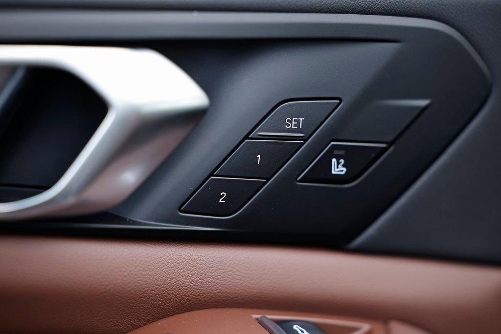 New 2026 BMW X5 xDrive40i w/ Executive Package image 17