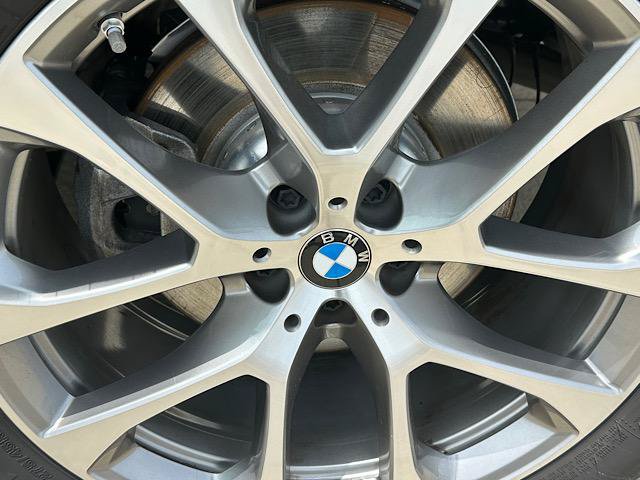 Certified 2024 BMW X5 xDrive40i w/ Premium Package AWD/4WD image 32
