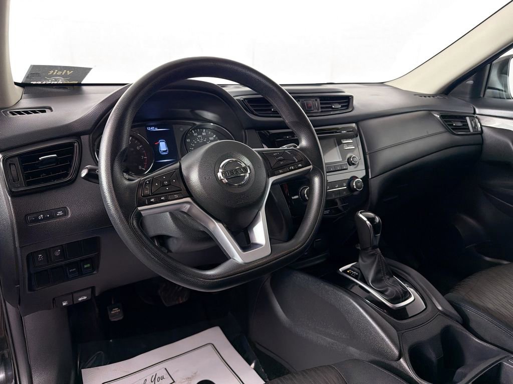 Used 2017 Nissan Rogue S FWD image 9