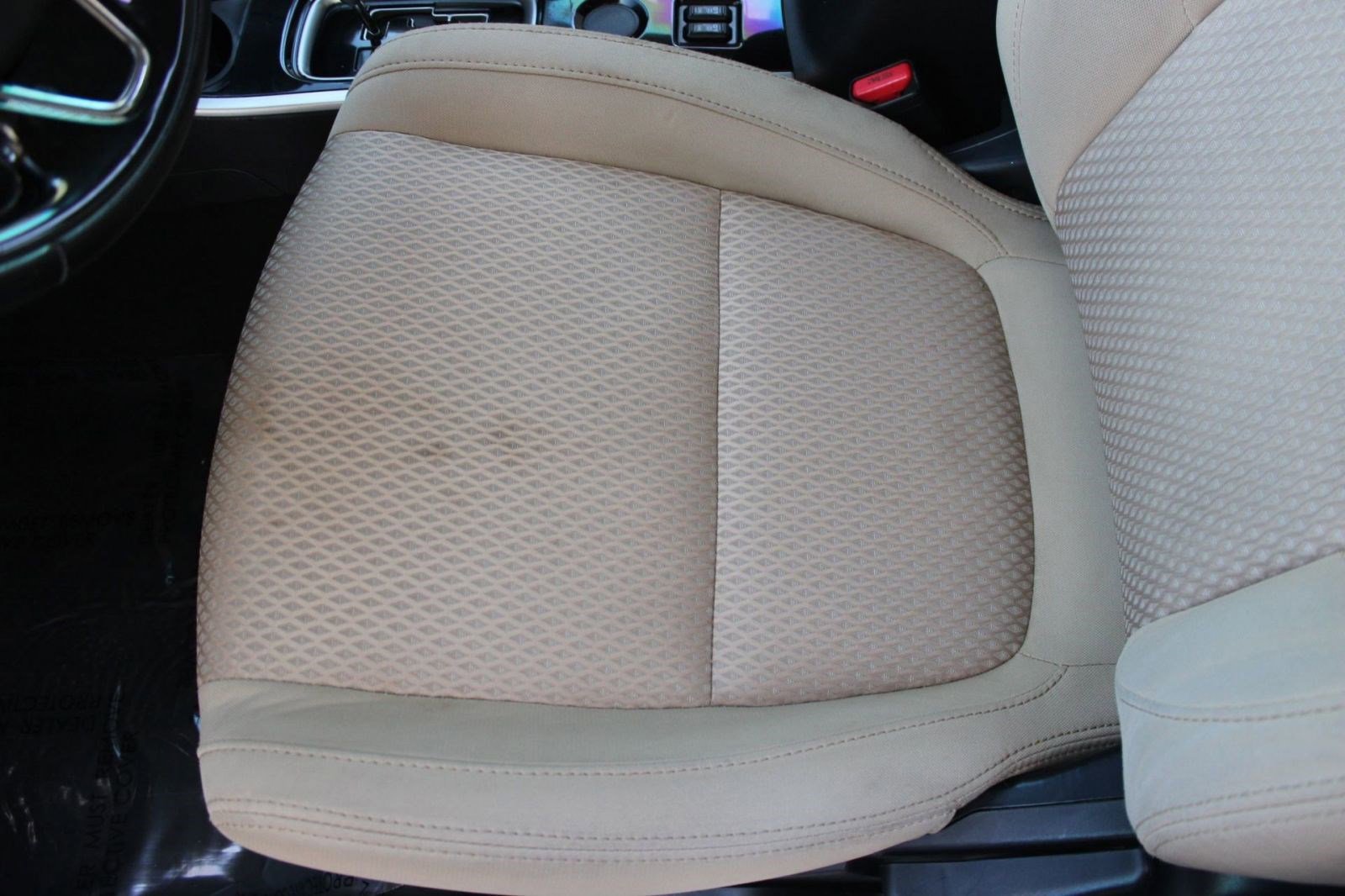 Used 2017 Mitsubishi Outlander SE image 13