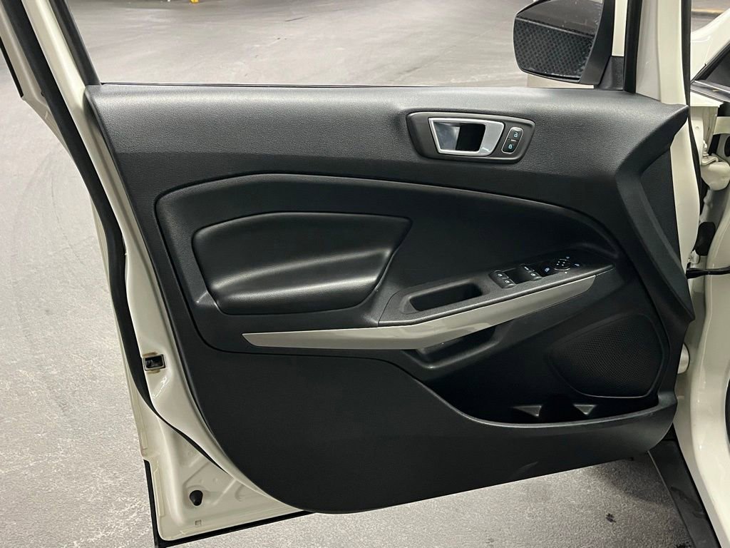 Used 2020 Ford EcoSport Titanium image 17