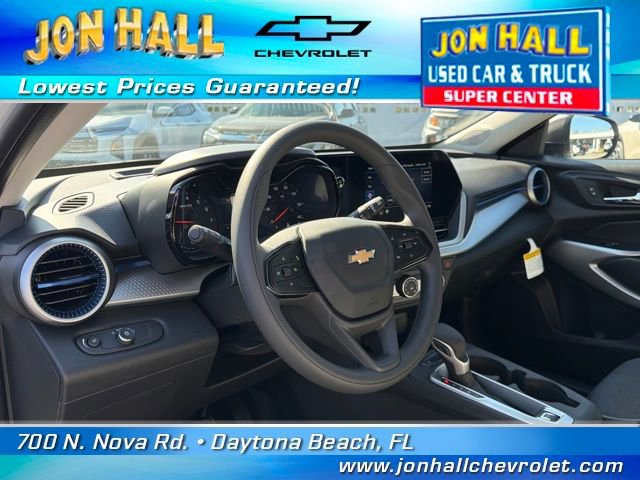 Used 2026 Chevrolet Trax LS image 25
