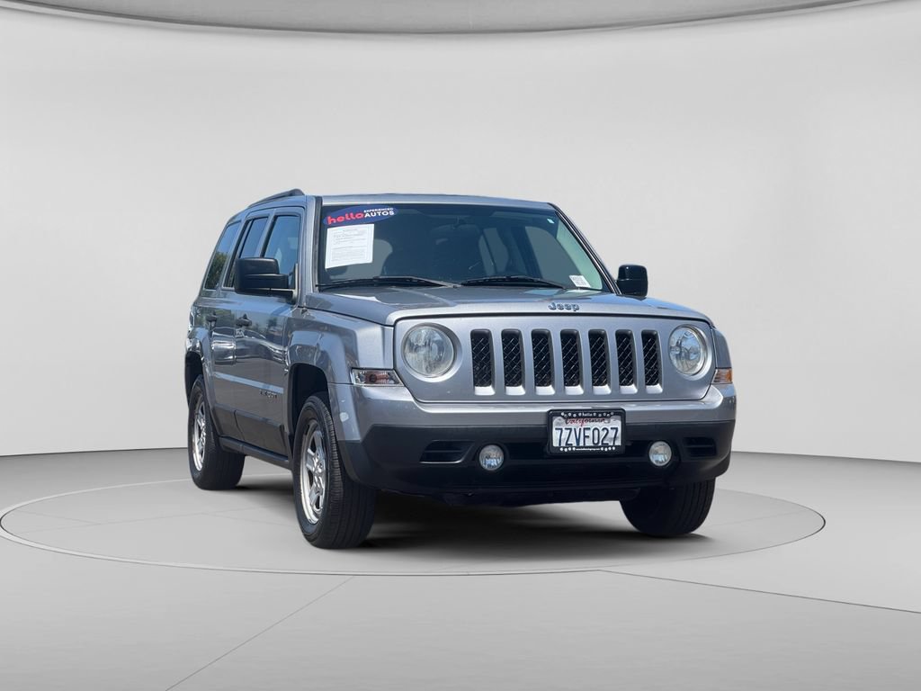 Used 2014 Jeep Patriot Sport FWD image 4