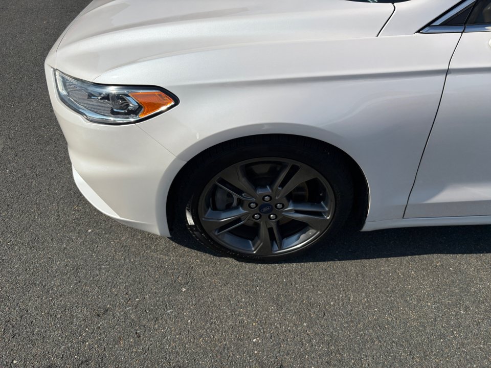 Used 2017 Ford Fusion Sport w/ Equipment Group 401A AWD/4WD image 31
