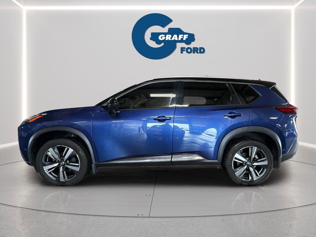 Used 2021 Nissan Rogue Platinum image 3