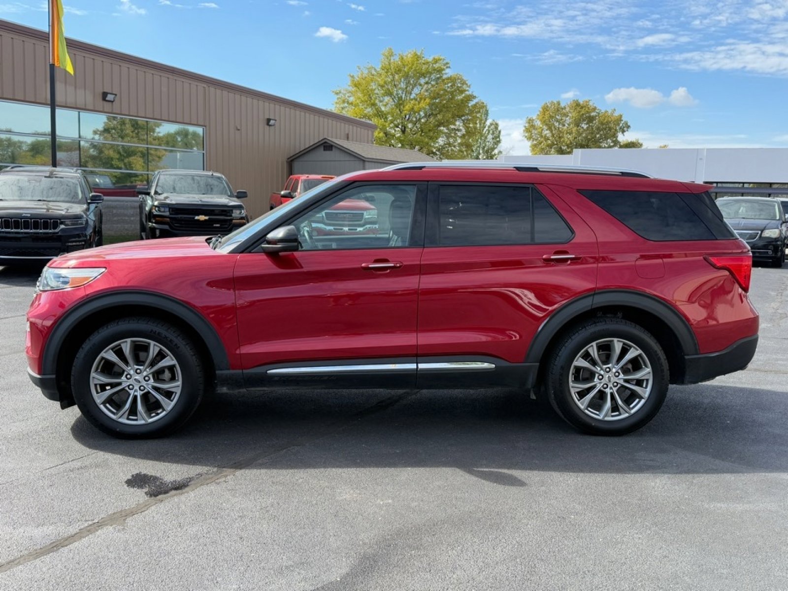 Used 2021 Ford Explorer Limited image 5