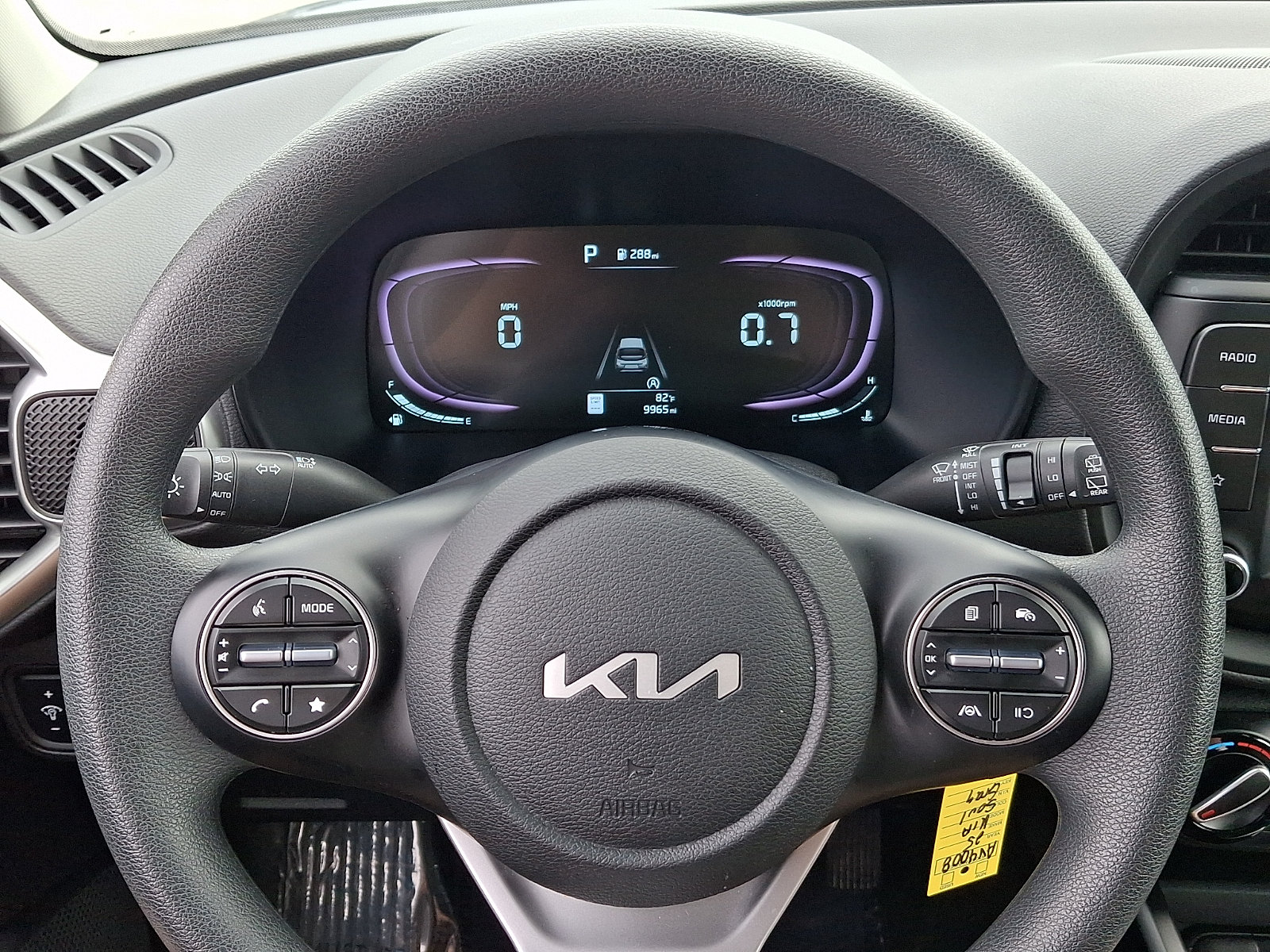 Certified 2025 Kia Soul LX w/ LX Technology Package FWD image 18