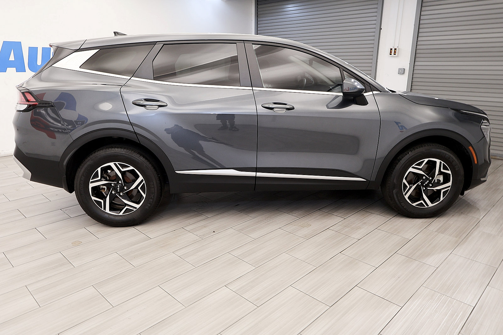 Used 2024 Kia Sportage LX AWD/4WD image 6