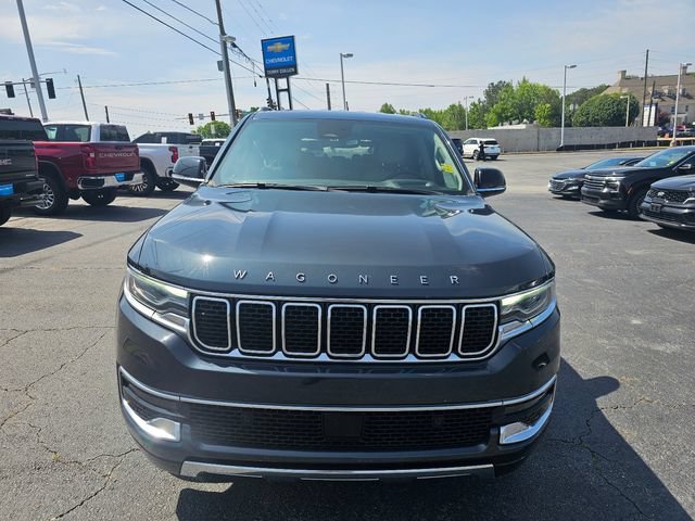 Used 2023 Jeep Wagoneer Series III w/ Preferred Equipment Group AWD/4WD image 3