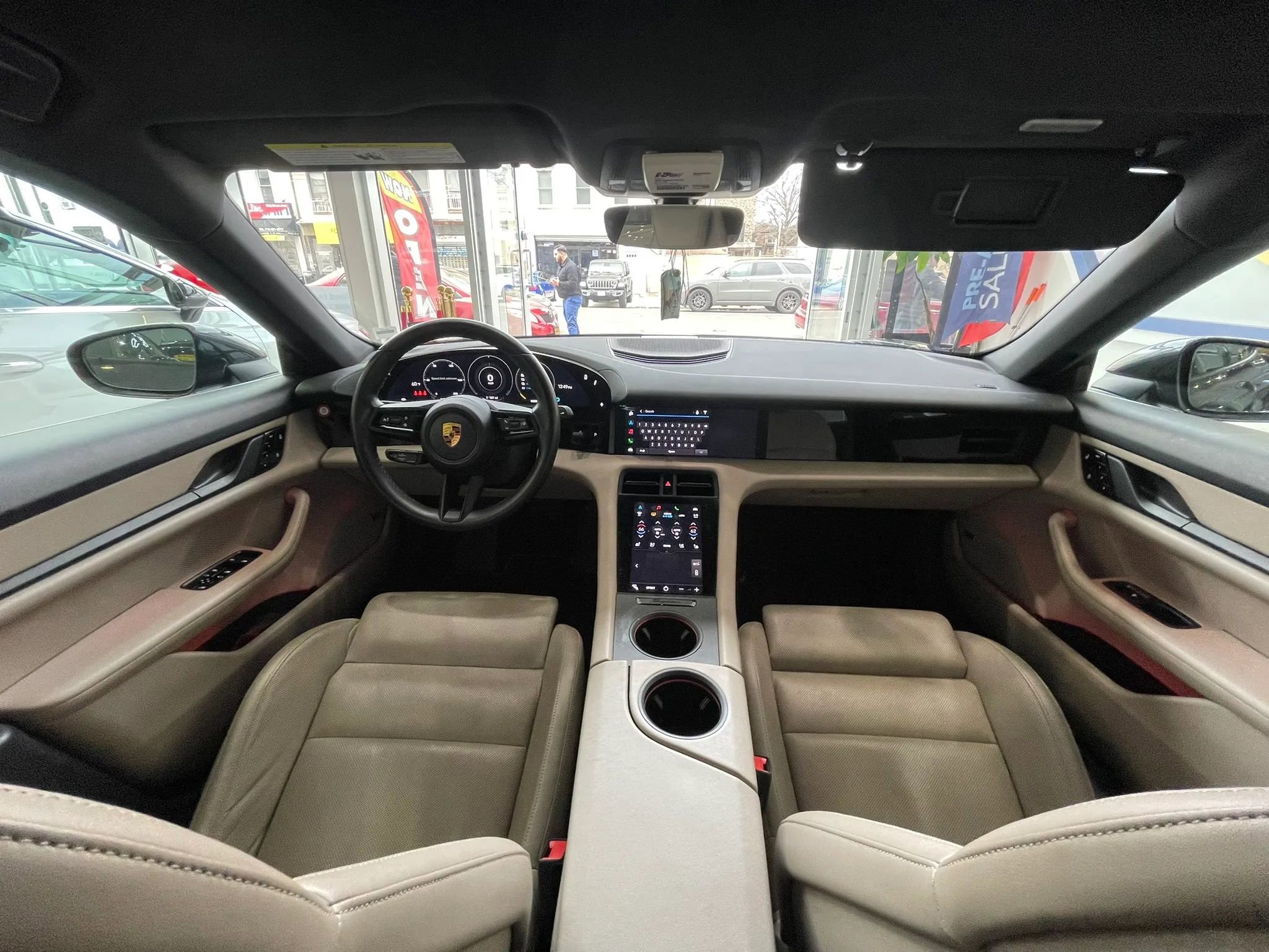 Used 2021 Porsche Taycan RWD image 19