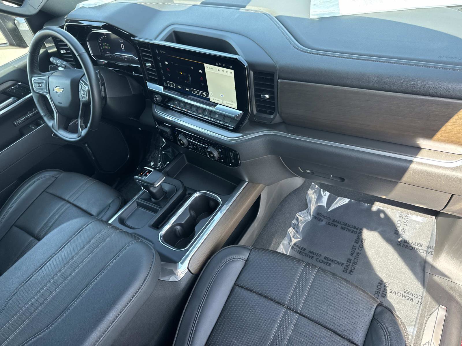 Used 2025 Chevrolet Silverado 1500 High Country w/ High Country Premium Package image 30