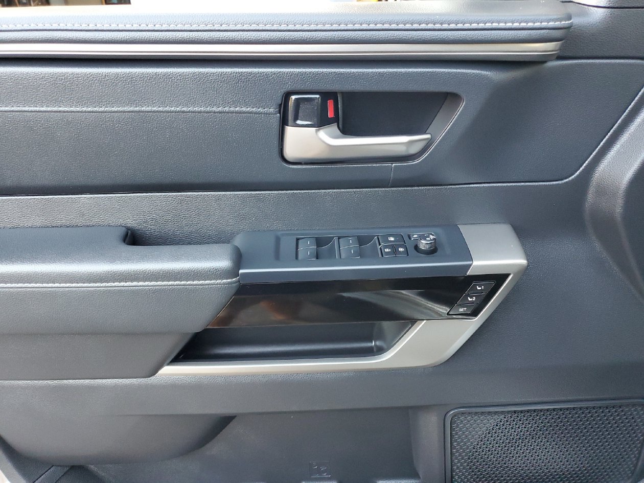 Used 2026 Toyota Sequoia Limited AWD/4WD image 16